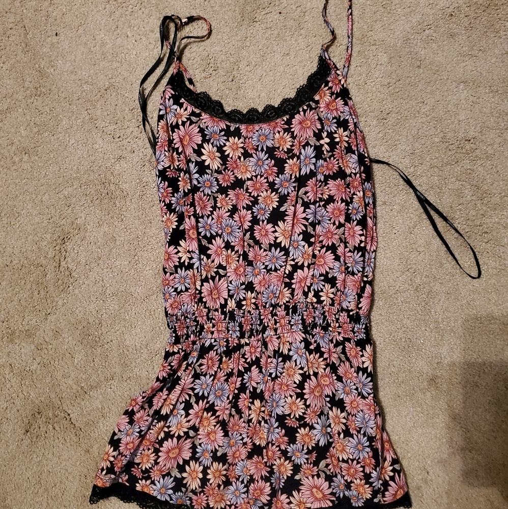 Floral romper - Picture 2 of 3